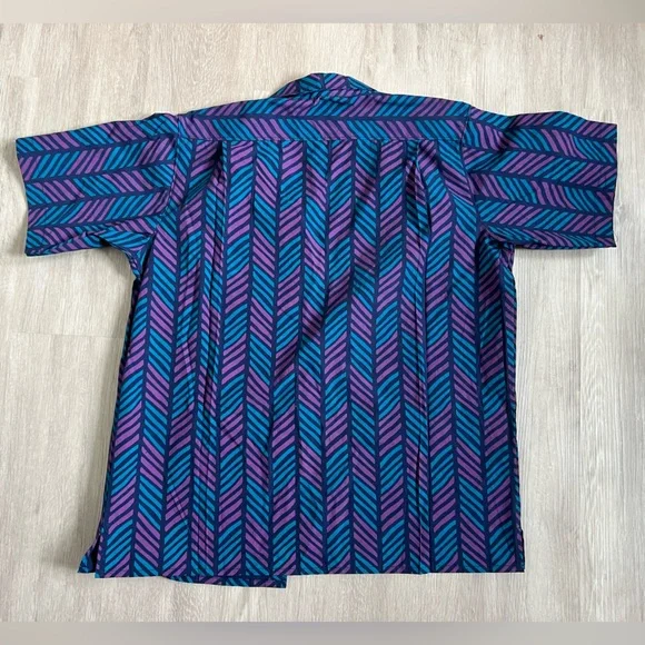 Jockey Sportwear Swimsuit (NWT - Lg) and Geometric shirt (Med) resort Set - Picture 4 of 13